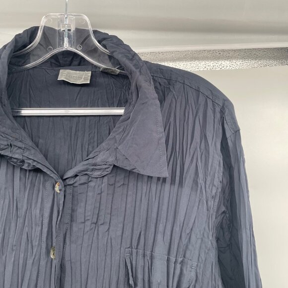 Chico's Womens Pleated Texture Button Up Top Long Sleeve Charcoal Size XL - Picture 4 of 8